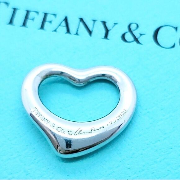 TIFFANY & CO. Open Heart Pendant 16mm. - Picture 3 of 6